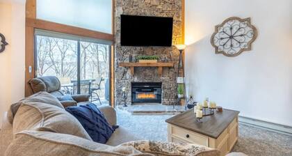 Your Luxe Winter Ski Getaway at Seven Springs Resort- Free Shuttle!