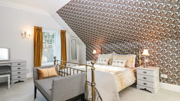 Cottage | 5 bedrooms, individually decorated, individually furnished, free WiFi