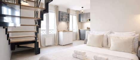 1 bedroom, iron/ironing board, WiFi, bed sheets