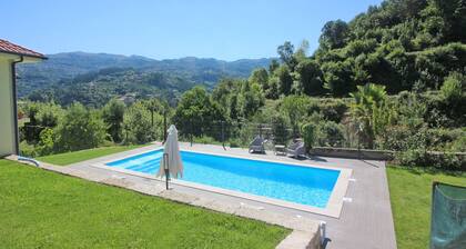 Modern house with pool in Gerês