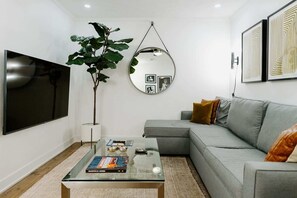 TV, offices - Producer's Suite: Luxe Music Row Stay, Walk to Gulch! (Nashville)