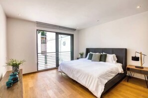 4 camere, ferro/asse da stiro, Wi-Fi, lenzuola