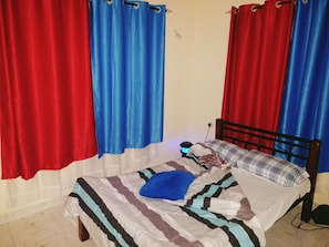 2 bedrooms, WiFi, bed sheets