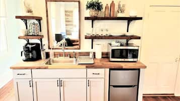 Fridge, microwave, coffee/tea maker, toaster