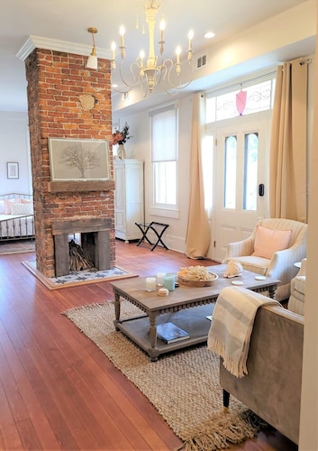 The Kelley House | Suite 1 - 1st Floor