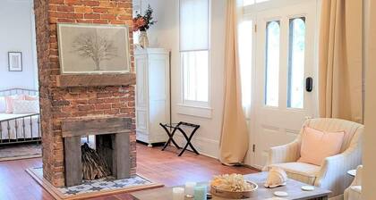 The Kelley House | Suite 1 - 1st Floor
