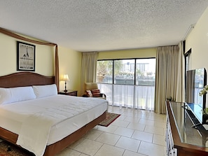 Condo, Plusieurs lits, balcon, vue sur la piscine (Villa 2607 - No Pets) | 2 chambres, literie fournie