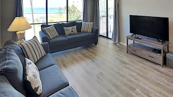 Condo, Multiple Beds, Balcony, Partial Ocean View (Villa 3317 - No Pets) | Living area