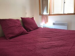 2 Schlafzimmer, Schreibtisch, kostenloses WLAN, Bettwäsche