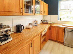 Cottage | Interior