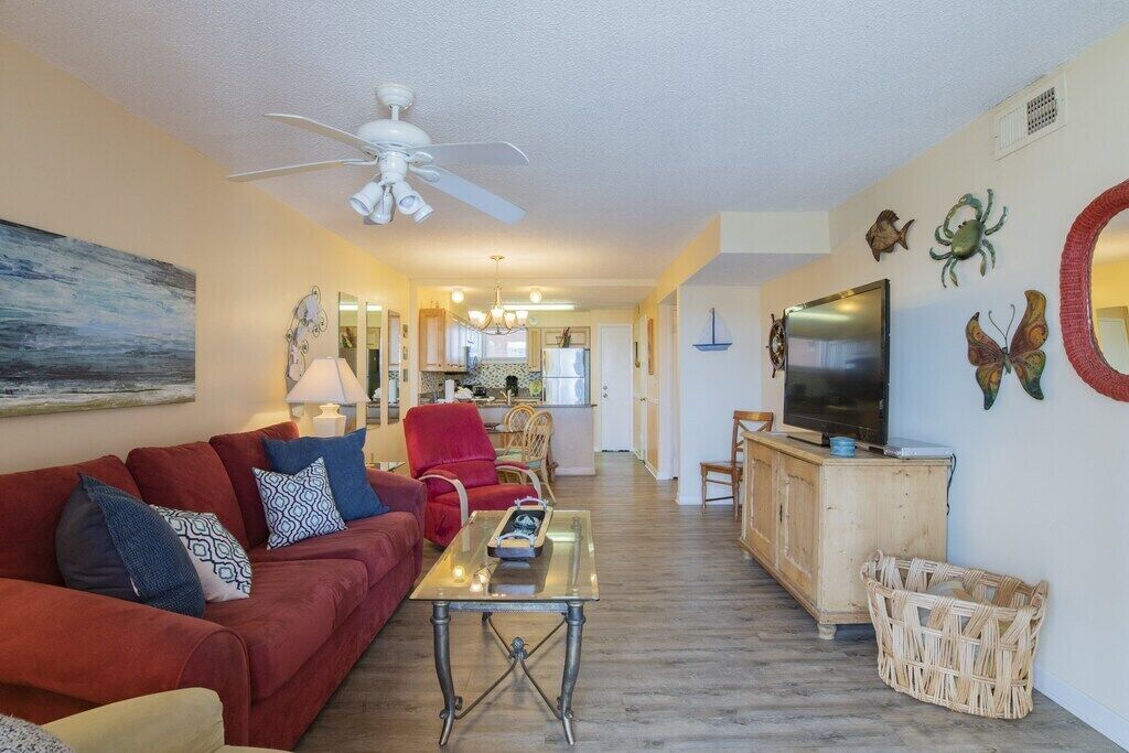 Buena Vista 203:  West Beach Condo w/Pool and views