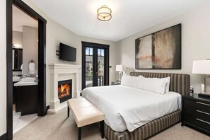 6 bedrooms, iron/ironing board, WiFi, bed sheets