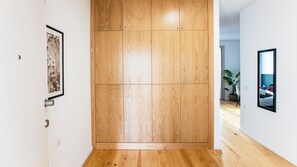 Interior - Mouzinho Studio w/ AC in City Center by LovelyStay (Porto)