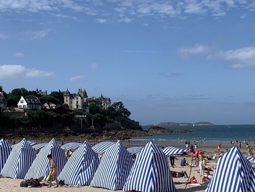 Appatment seaside, thalasso 500m, beaches 300m away, and wonderful walks