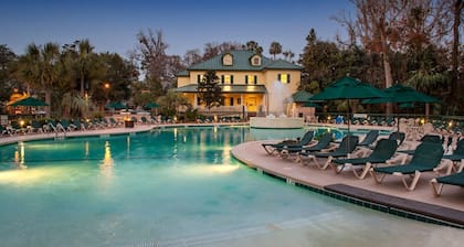 3 bedroom 3 Bath Condo in Hilton Head at Waterside. 30 July 6 August 2022,