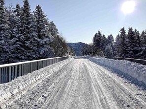 Skidåkning och snöaktiviteter