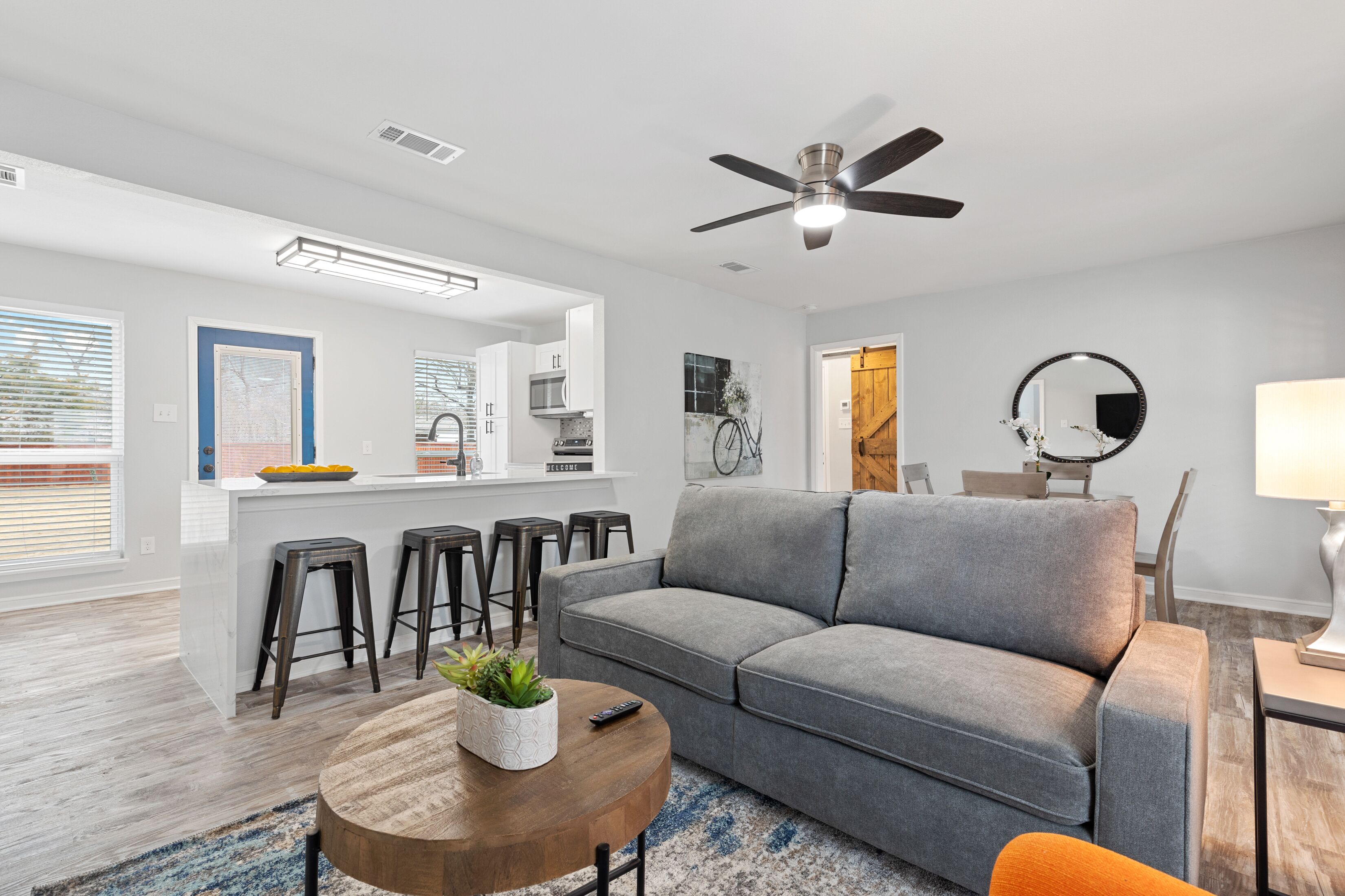 Spacious Home - Arlington Entertainment District!