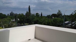 Property grounds - Duplex apartment, well located with excellent view in YB (Yerba Buena)