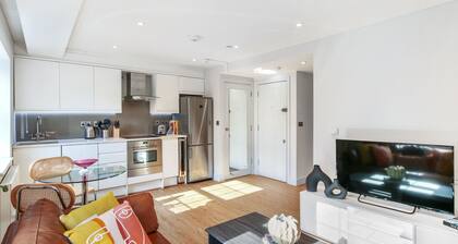 Cleveland Street by Aeria Apartments