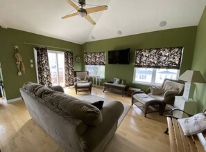 Televisión y estéreo 