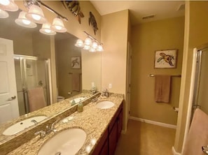 Combined shower/bathtub
