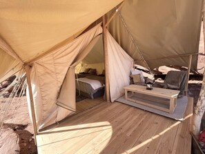 1 bedroom, bed sheets - * Luxury Glamping Tent in Moab | Sleeps 4 (Moab)