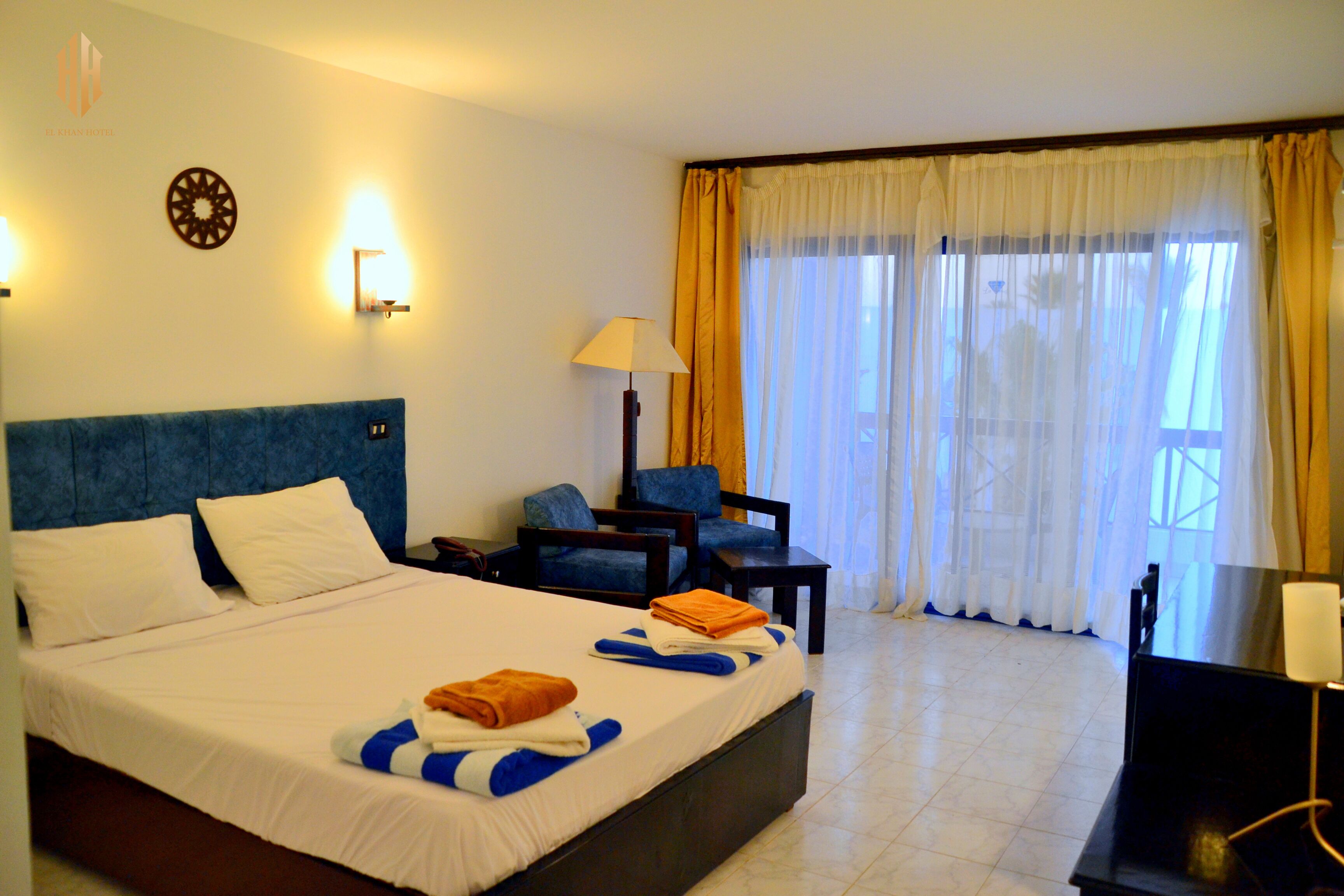 Standard Single Room | Minibar, bed sheets