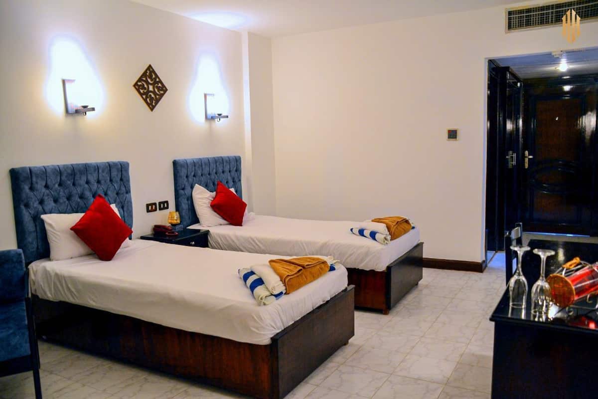Minibar, bed sheets