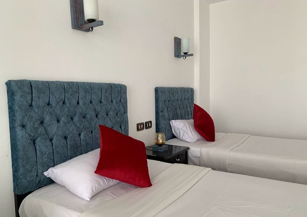 Minibar, bed sheets