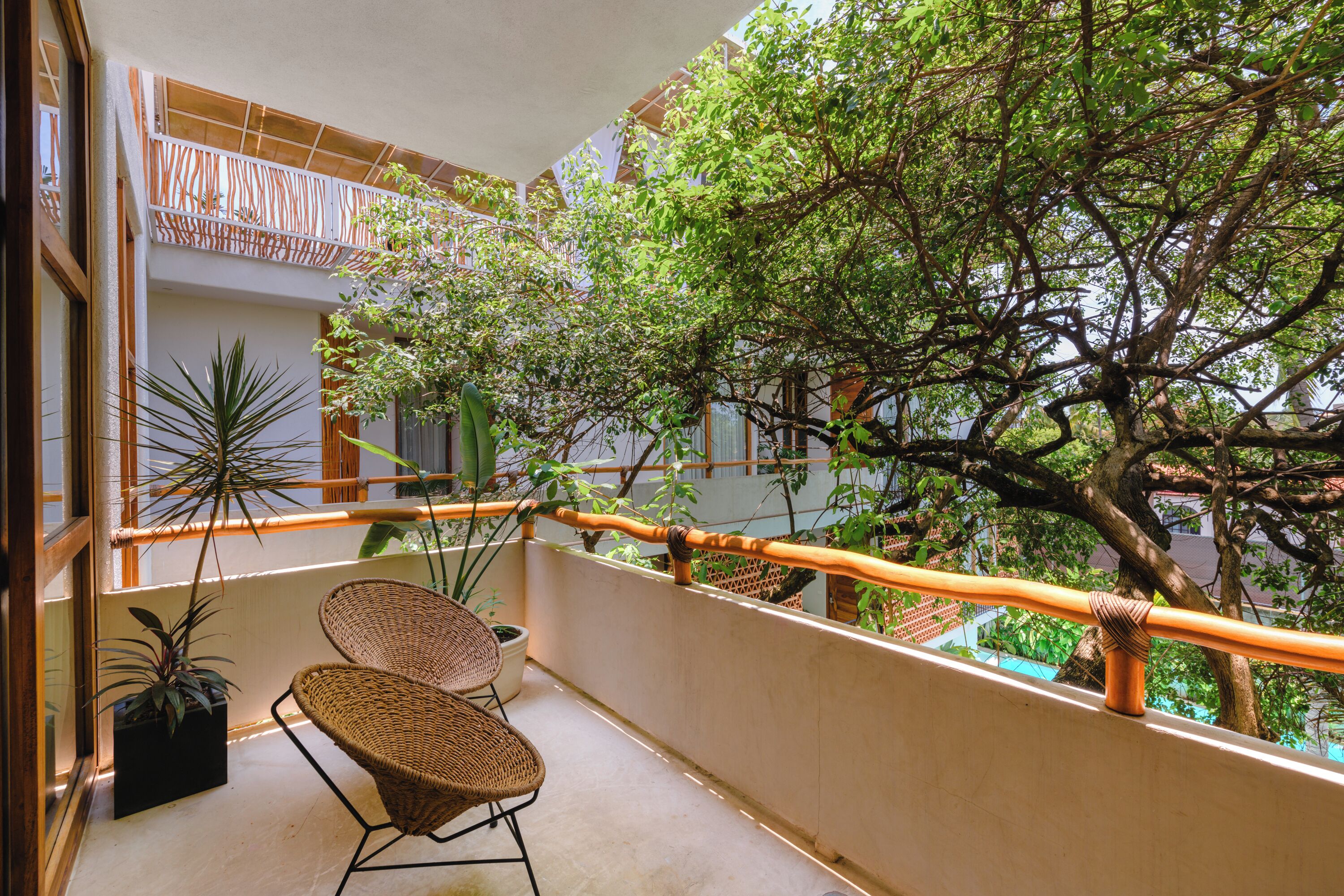 premium room, 1 king bed, balcony | balcony