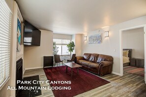 Flat-screen TV, fireplace - Hidden Creek 14C1: 1 Bedroom 1 Bath Vacation Rental Condo (Park City)