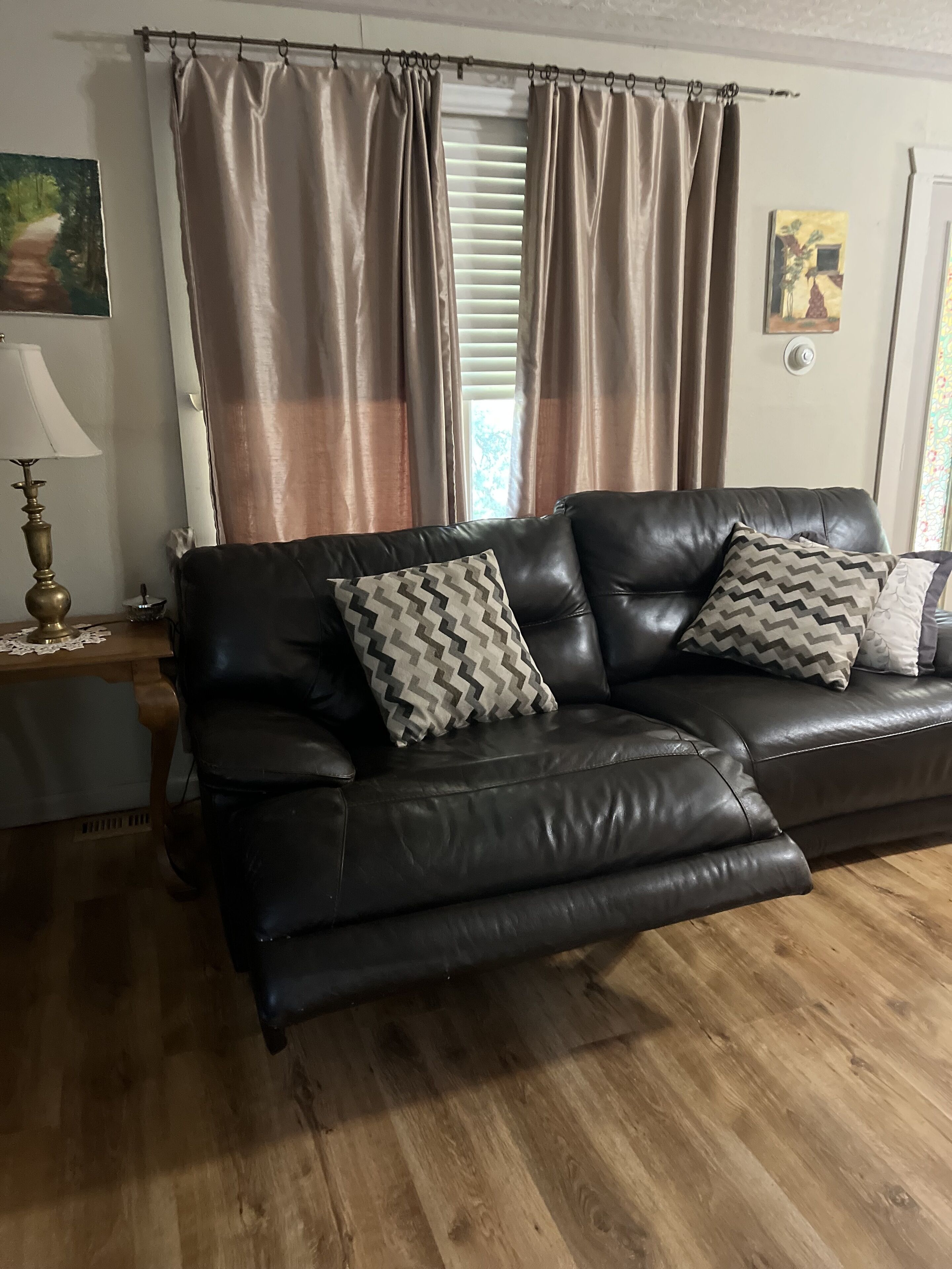 3 bedroom home in quiet community with hiking and fishing