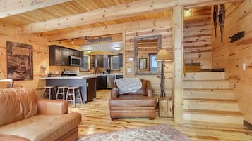 Smart TV, fireplace, DVD player, books