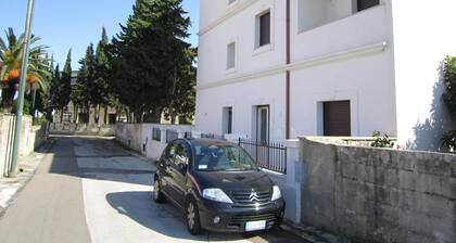 "BASCULLA APARTMENTS FIRST FLOOR" A FEW MINUTES FROM THE SEA