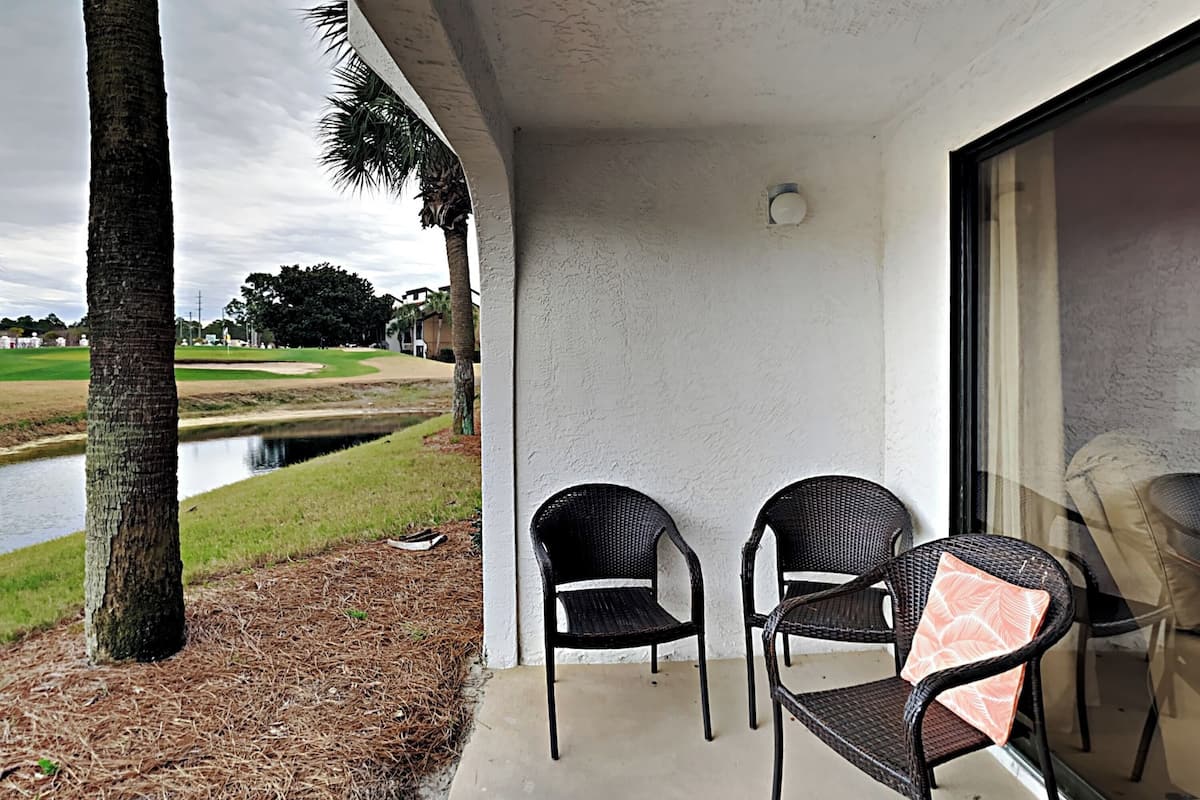 Condo, 1 King Bed with Sofa bed, Balcony (Golf Villa 1702 - No Pets Allowed) | Property grounds