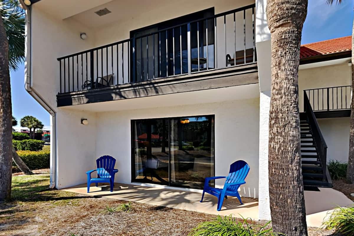 Condo, Multiple Beds, Patio, Golf View (Golf Villa 1001 - No Pets Allowed) | Property grounds