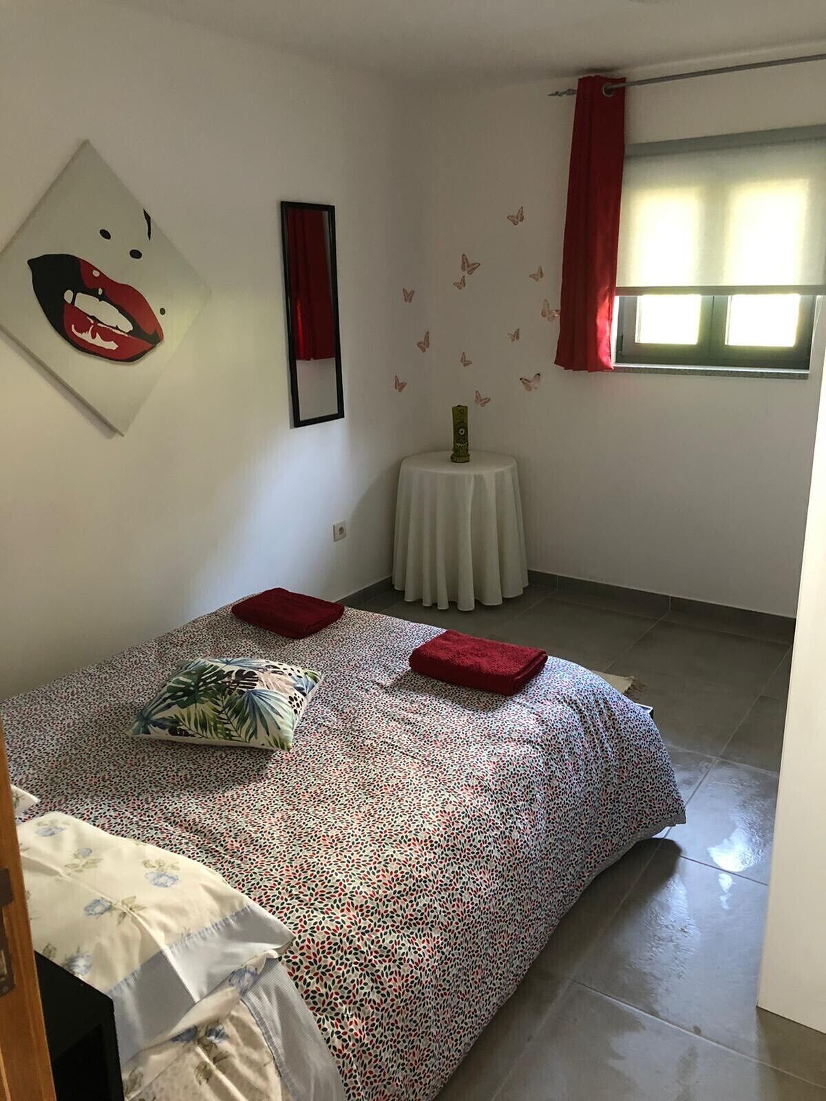 7 quartos, ferros/tábuas de passar roupa, Wi-Fi de cortesia
