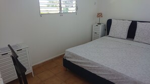 3 bedrooms, free WiFi, bed sheets