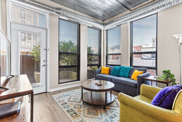 Classic Apartment | Living area