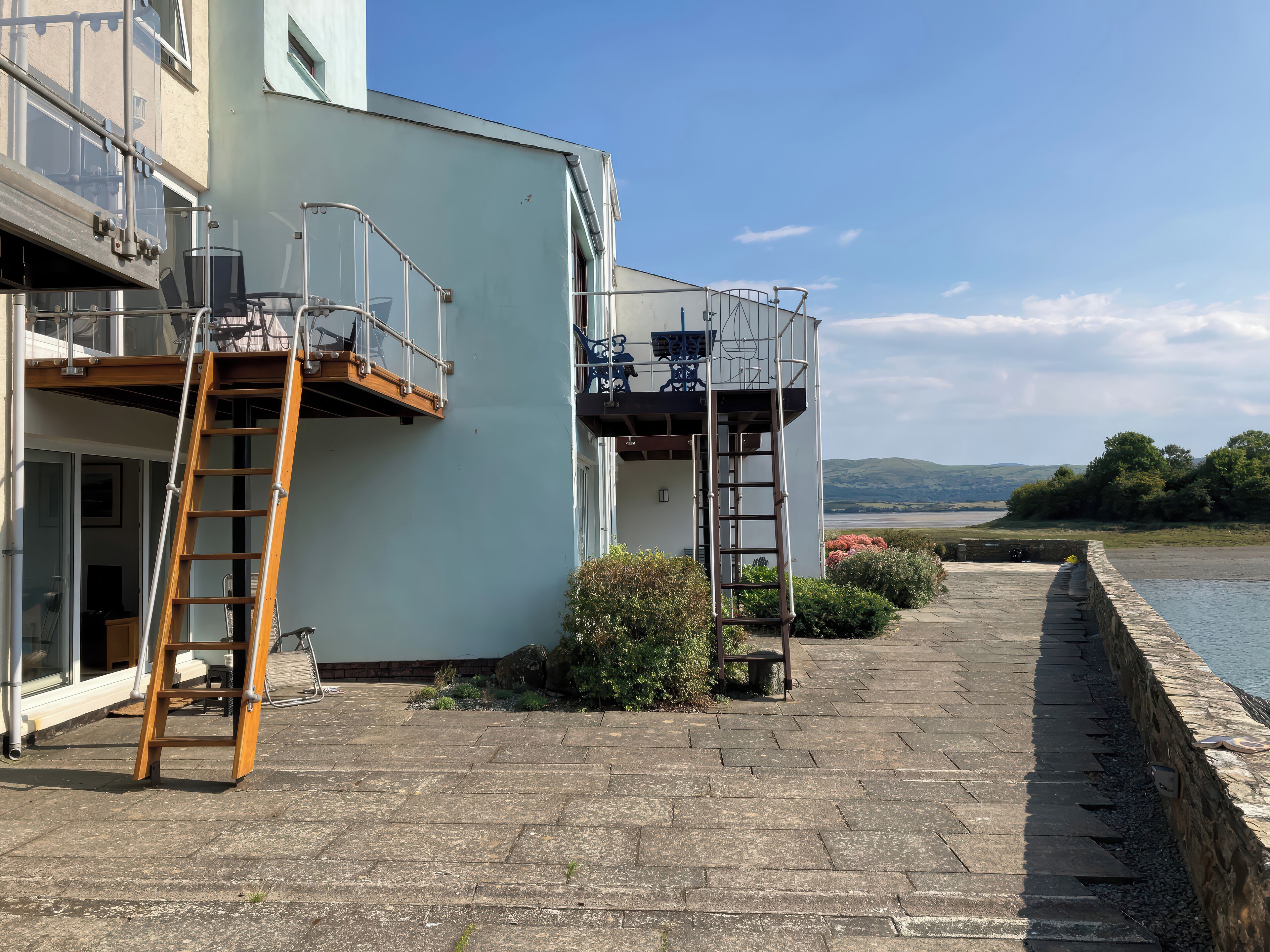 Cottage | Property grounds