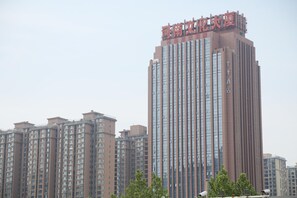 Unclassified image, 5 of 20, button - Ji Hotel (Zhengzhou)