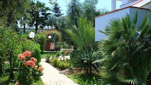 Unclassified image, 5 of 48, button - Green Garden eco holiday (Vieste)