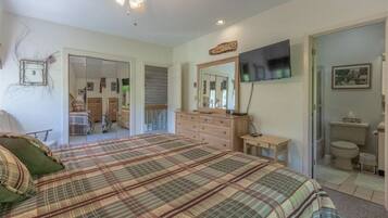 4 bedrooms, travel cot, free WiFi, bed sheets