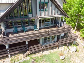 Exterior - Loon Mountain Views from Large Decks & Dining Room (Lincoln)