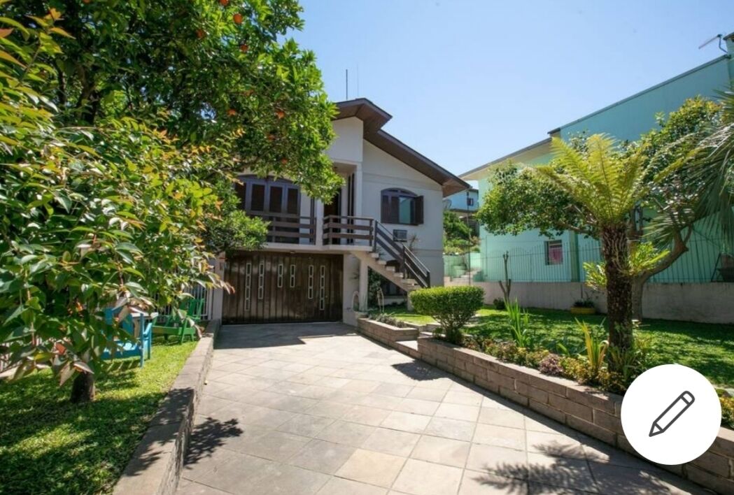 Upper part, spacious and cozy house with great location.