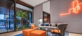 Holiday Inn Express Zhengzhou Garden Road by IHG