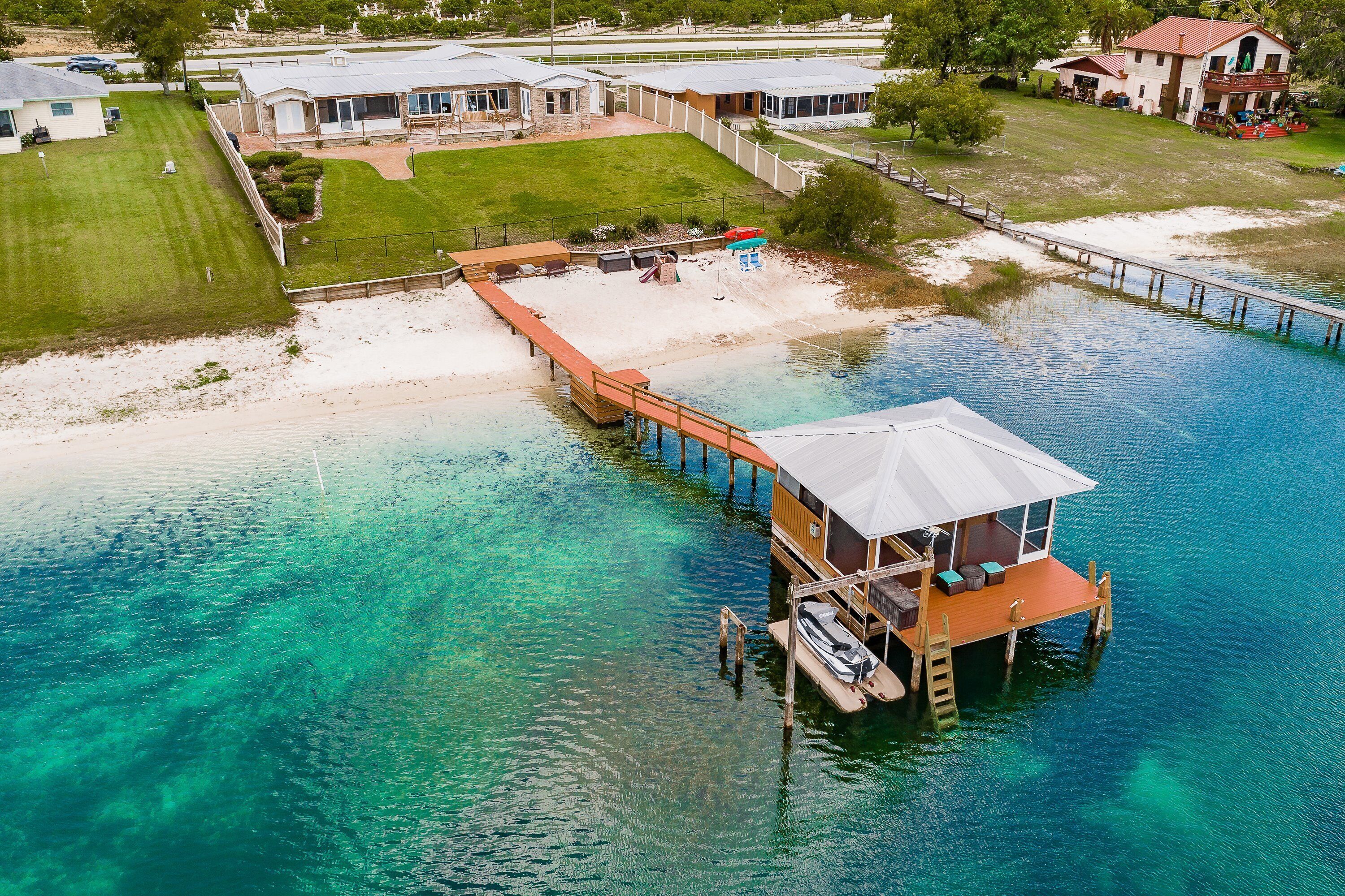 Lakehouse Getaway