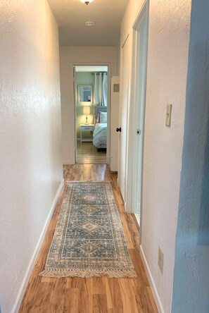 2 bedrooms, desk, iron/ironing board, free WiFi