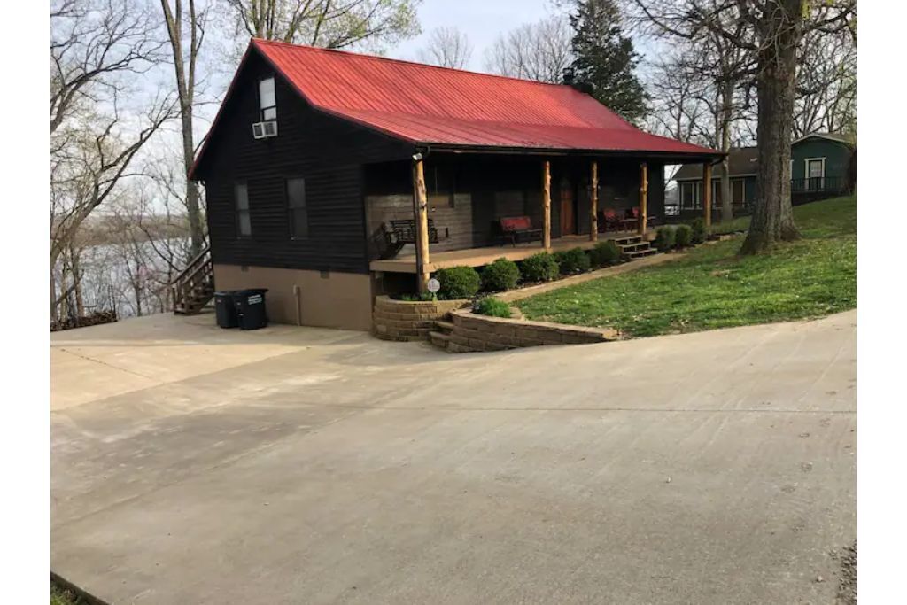 Tranquil Cabin on Barren River Lake