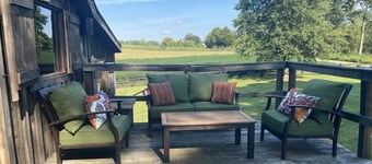 Cozy updated barn on 50+ acres!